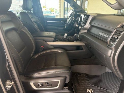 Used 2022 RAM 1500 Laramie AWD/4WD image 22