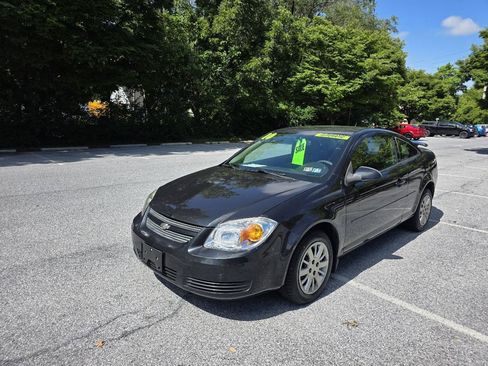 Used 2010 Chevrolet Cobalt LT FWD image 2