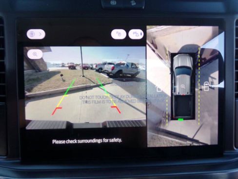 New 2025 Ford F250 Lariat w/ Chrome Package image 19