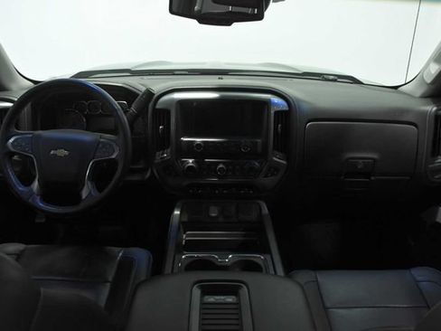 Used 2017 Chevrolet Silverado 1500 LTZ Z71 w/ LTZ Plus Package AWD/4WD image 27