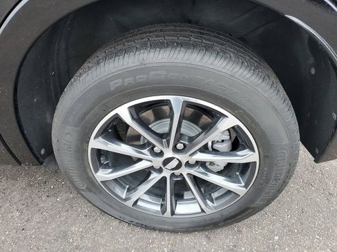 Used 2024 Cadillac XT4 Sport w/ Cold Weather Package image 30