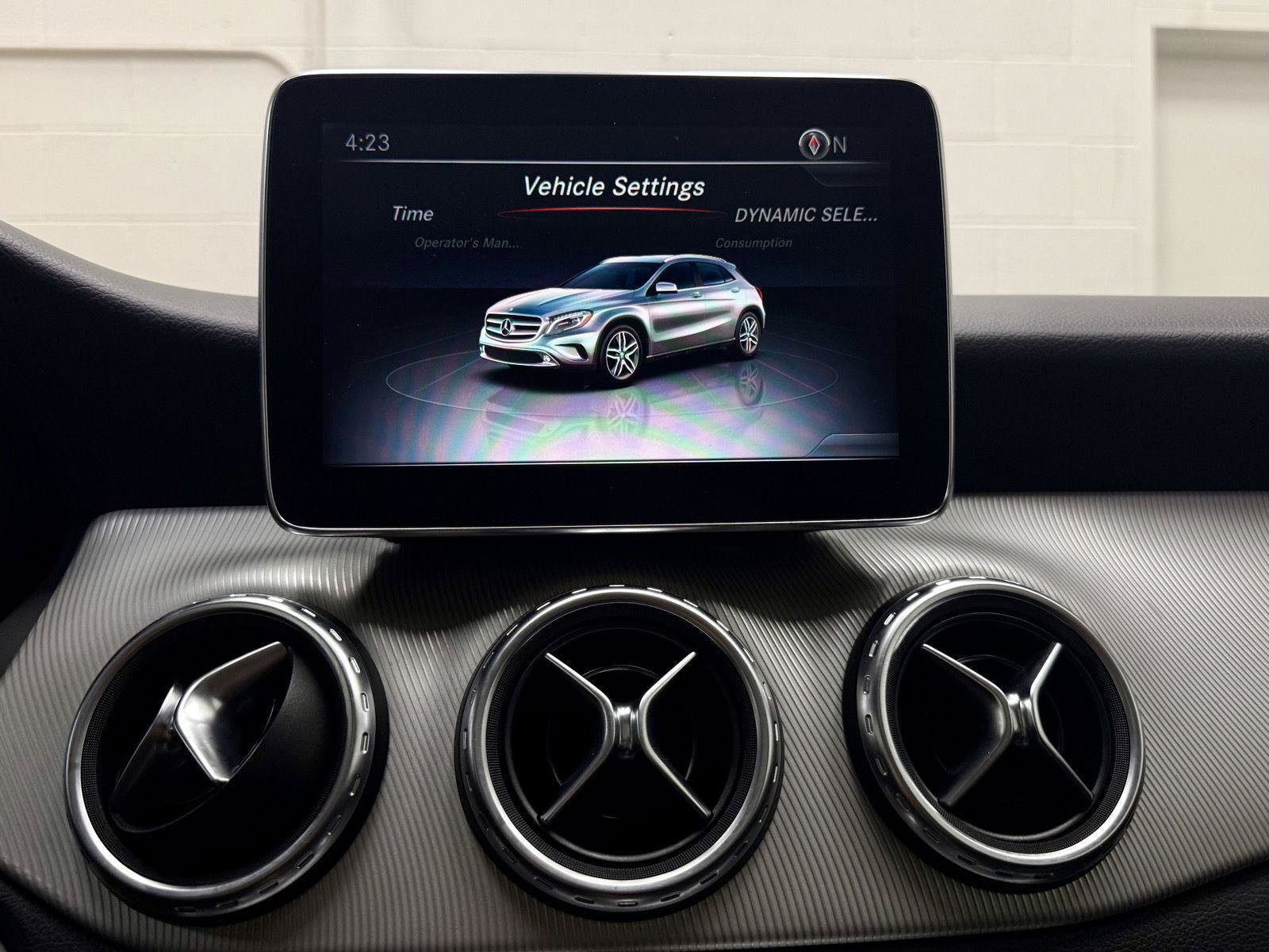 Used 2016 Mercedes-Benz GLA 250 image 37