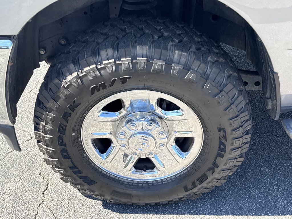 Used 2022 RAM 3500 Tradesman AWD/4WD image 11