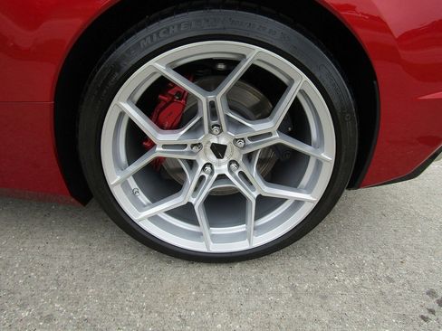 Used 2022 Chevrolet Corvette Stingray Preferred Cpe w/ Z51 Performance Package RWD image 25