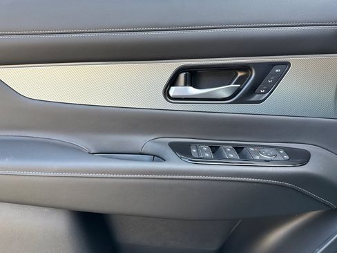 New 2025 Nissan Murano SL image 8