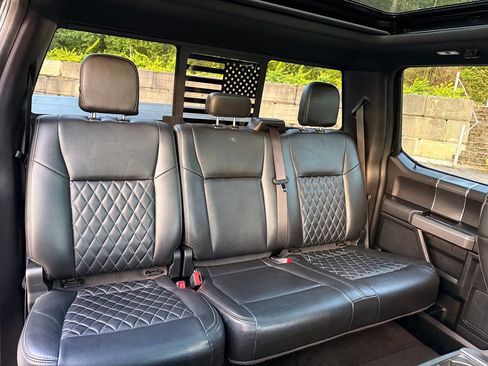Used 2018 Ford F150 XLT w/ Equipment Group 302A Luxury AWD/4WD image 26