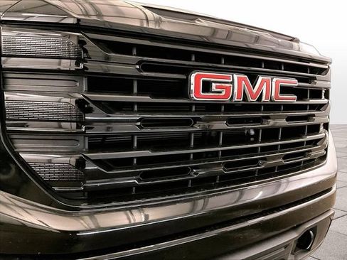Used 2023 GMC Sierra 1500 Elevation w/ Preferred Package AWD/4WD image 29