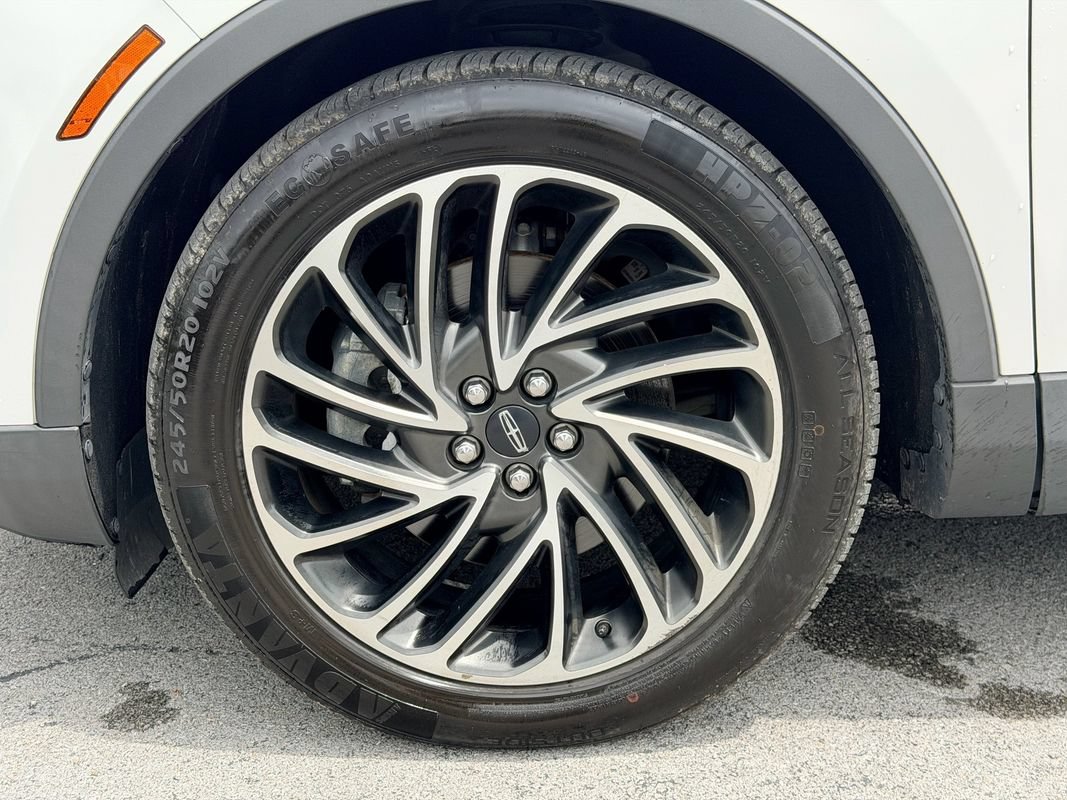 Used 2019 Lincoln Nautilus Reserve FWD image 27
