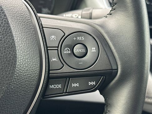 Certified 2024 Toyota Corolla SE image 38