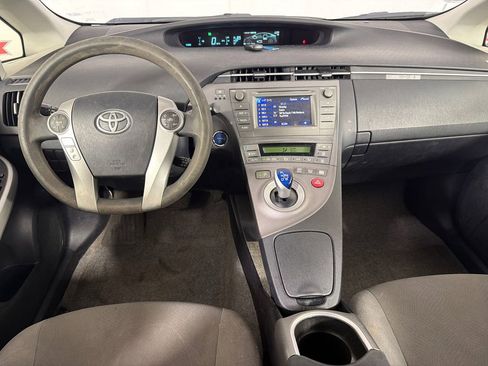 Used 2013 Toyota Prius Two image 21