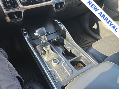 Used 2021 Kia Sorento S image 19
