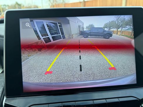 Used 2023 Jeep Compass Latitude image 21