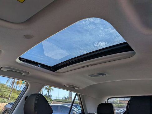 New 2026 Hyundai Venue SEL image 18