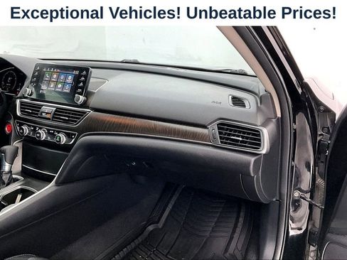 Used 2018 Honda Accord EX image 19