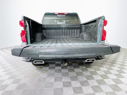 Used 2025 Chevrolet Silverado 1500 LT Trail Boss w/ Convenience Package II AWD/4WD image 30