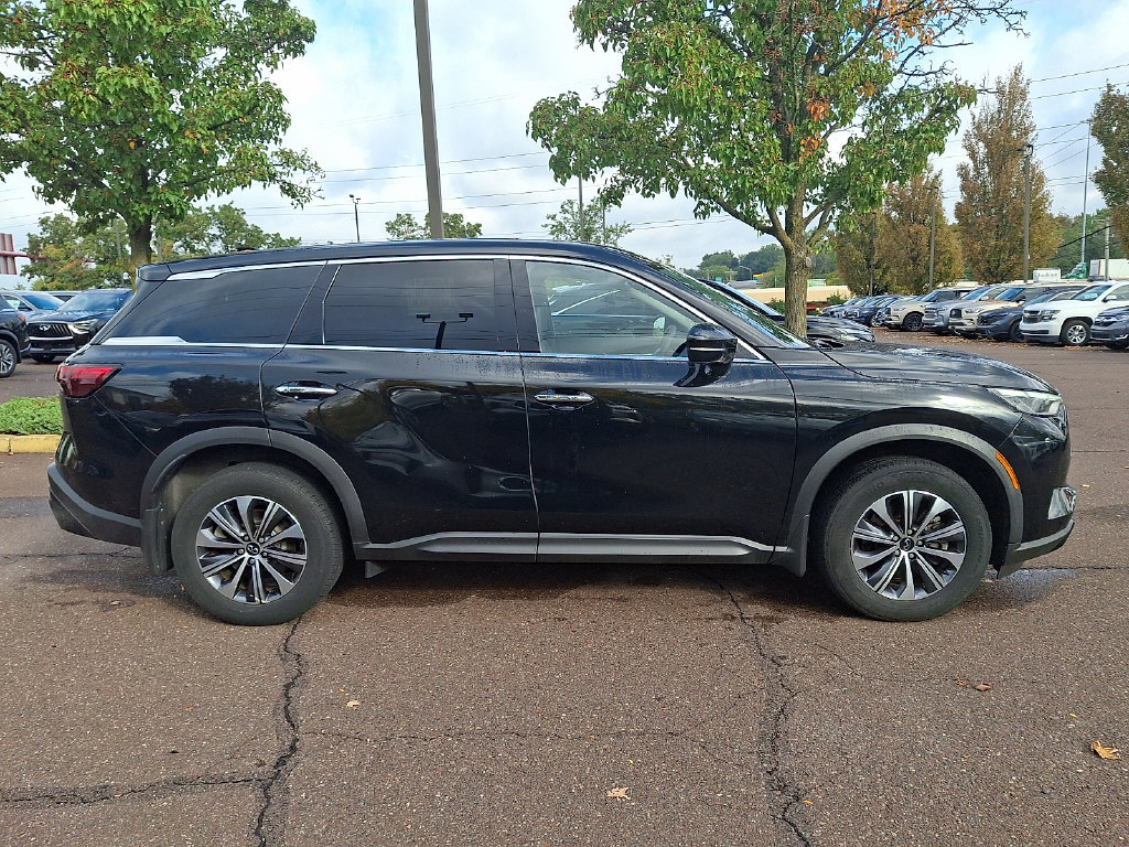 Certified 2023 INFINITI QX60 Pure AWD/4WD image 7