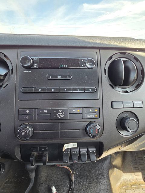 Used 2016 Ford F350 XL w/ Power Equipment Group AWD/4WD image 9