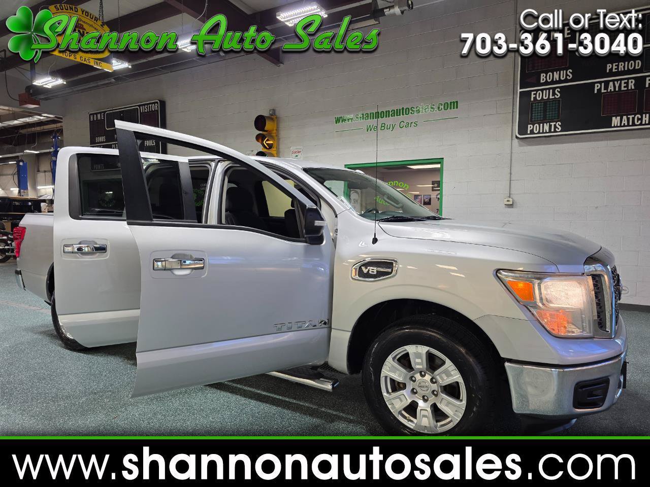 Used 2017 Nissan Titan SV RWD image 1