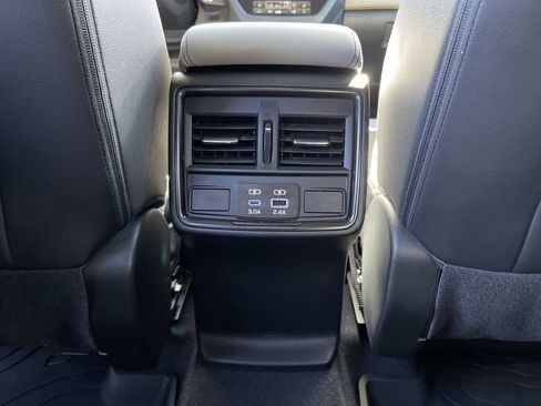 Used 2025 Subaru Forester Limited w/ Popular Package AWD/4WD image 43