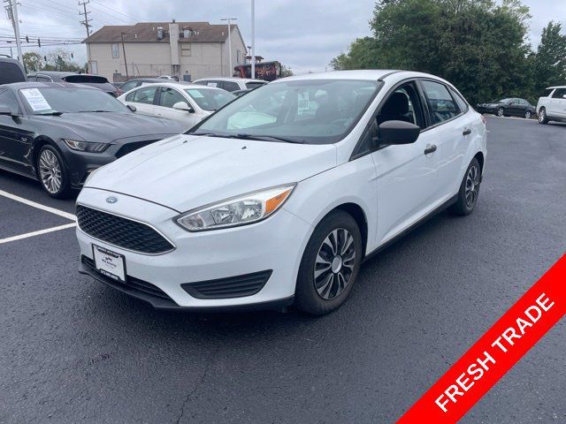 Used 2018 Ford Focus S FWD image 1