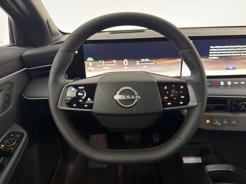 New 2026 Nissan Leaf Platinum+ w/ Cargo Package (Platinum+) image 17