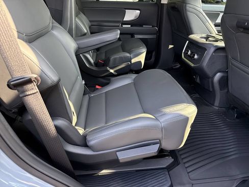 New 2026 Ford Expedition Active AWD/4WD image 15