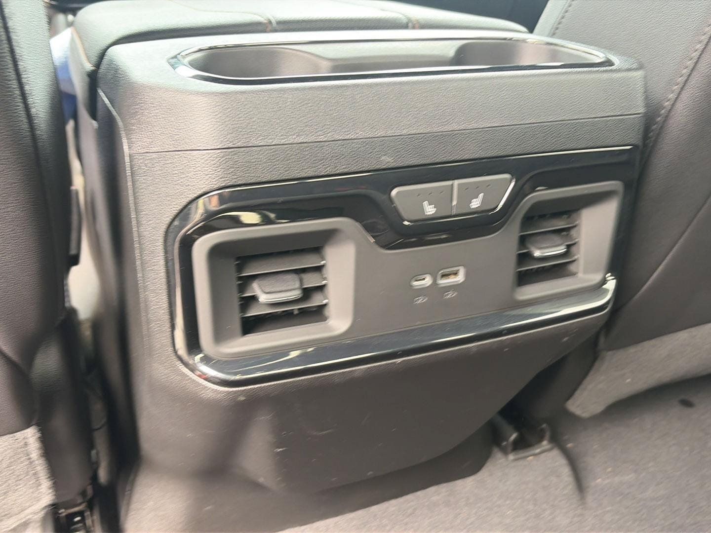 Used 2023 GMC Sierra 1500 AT4 w/ AT4 Premium Package AWD/4WD image 33