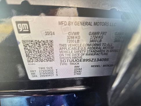 Used 2025 GMC Sierra 1500 Denali AWD/4WD image 6