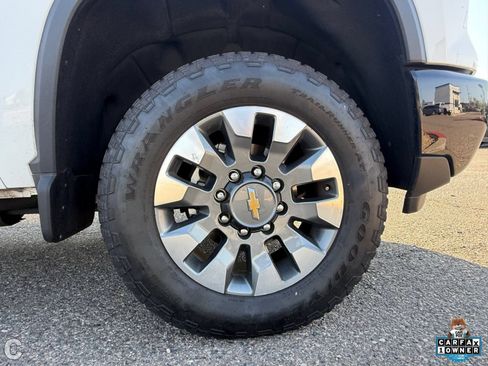 Certified 2024 Chevrolet Silverado 2500 Custom w/ Custom Value Package AWD/4WD image 6
