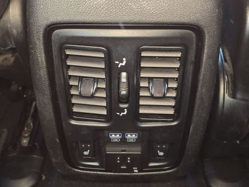 Used 2021 Dodge Durango GT image 28