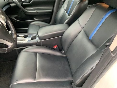 Used 2018 Nissan Altima 2.5 SR w/ SR Special Edition FWD image 18