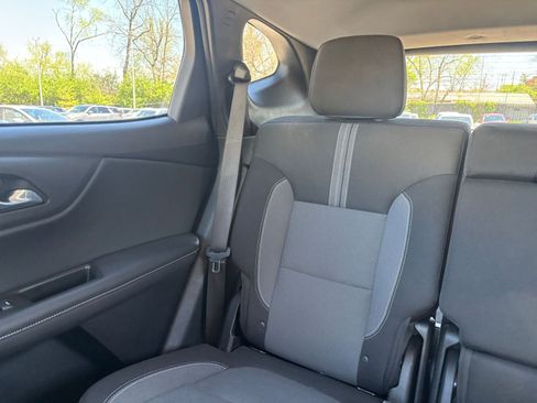 Used 2025 Chevrolet Blazer LT image 38