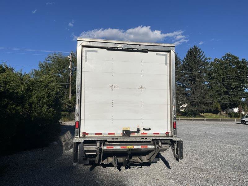 Used 2019 Isuzu NPR RWD image 5