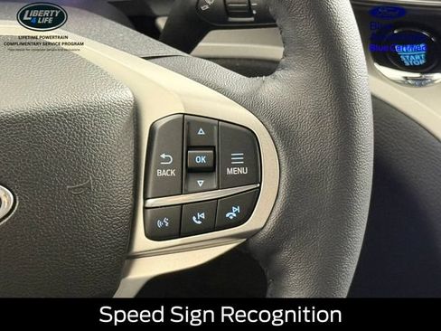 Certified 2023 Ford Explorer XLT w/ Equipment Group 202A AWD/4WD image 29