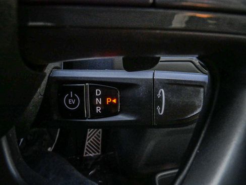 Used 2024 Kia EV9 GT-Line image 27