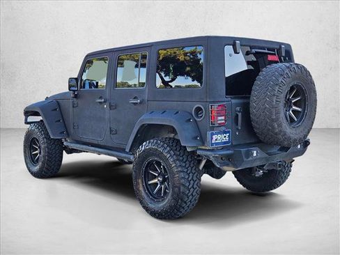 Used 2015 Jeep Wrangler Unlimited Sport w/ Connectivity Group AWD/4WD image 8