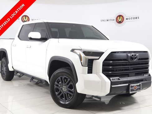 Used 2024 Toyota Tundra SR5 w/ SR5 Convenience Package AWD/4WD image 1