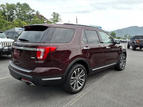 Used 2018 Ford Explorer Platinum AWD/4WD image 8