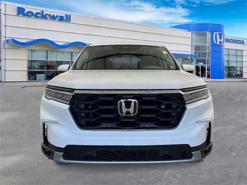 New 2025 Honda Pilot EX-L image 10