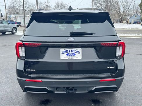 Used 2025 Ford Explorer ST-Line w/ ST-Line Street Pack image 26