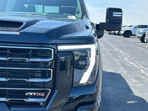 New 2026 GMC Sierra 2500 AT4 w/ AT4 Premium Plus Package image 11