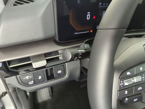 New 2026 Kia Sportage EX image 21