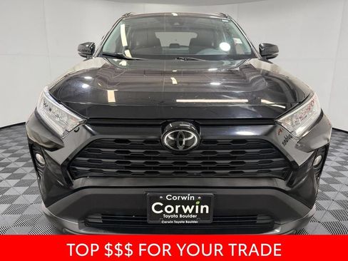 Used 2021 Toyota RAV4 XLE AWD/4WD image 2