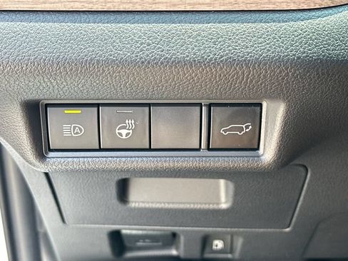 Used 2025 Toyota Grand Highlander AWD image 22