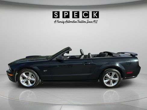 Used 2007 Ford Mustang GT Premium RWD image 2