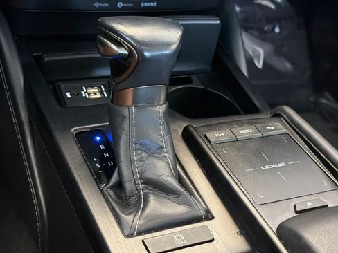Used 2019 Lexus ES 350 w/ Premium Package FWD image 22
