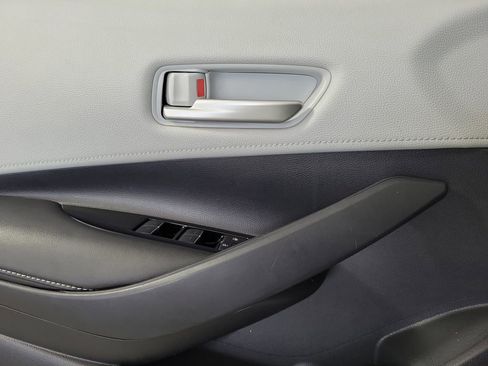 Used 2019 Toyota Corolla SE FWD image 16