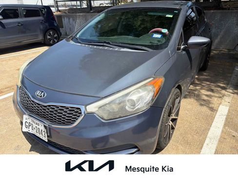 Used 2016 Kia Forte LX FWD image 1