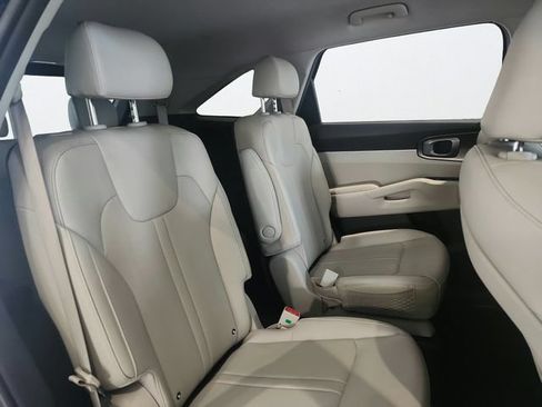 Certified 2023 Kia Sorento EX AWD/4WD image 27