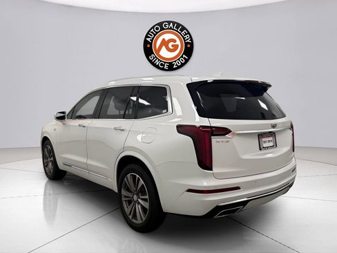 Used 2020 Cadillac XT6 Premium Luxury FWD image 5